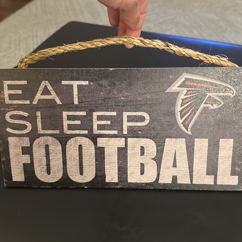 Falcons Sign - Picture 3 of 3